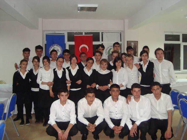 YARDIMLAŞMA DERNEĞİNE KAYNAŞMA YEMEĞİ VERİLDİ galerisi resim 6