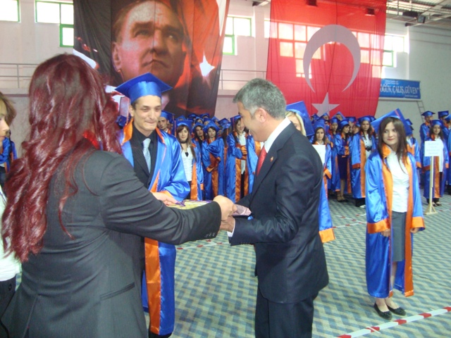 2008-2009 YILI MEZUNİYET TÖRENİ galerisi resim 3