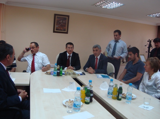 GİRESUN MİLLETVEKİLİ NURETTİN CANİKLİ ŞEBİNKARAHİSAR BELEDİYESİNİ ZİYARE galerisi resim 8