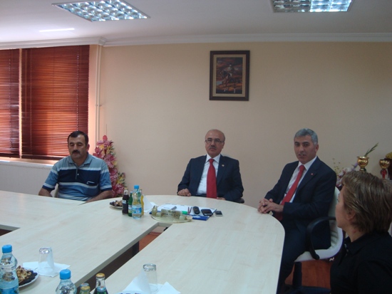 ÜNAL KACIRIN BELEDİYEYİ ZİYARETİ galerisi resim 6