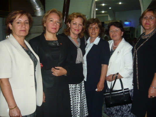 YARDIM SEVENLER DERNEĞİ galerisi resim 2