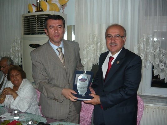 YARDIM SEVENLER DERNEĞİ galerisi resim 4