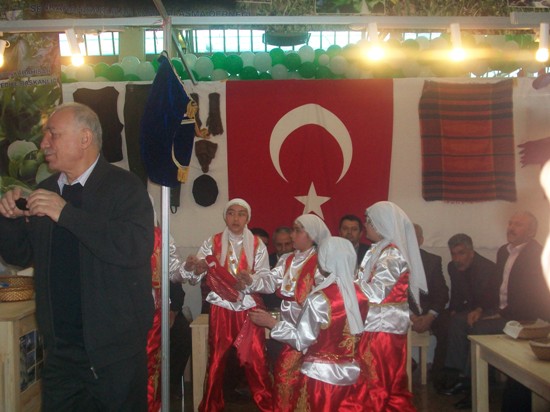 Türkiye Yardım Sevenler Derneği Şebinkarahisar Şubesi 2010 galerisi resim 37