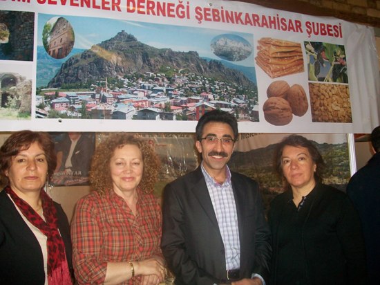 Türkiye Yardım Sevenler Derneği Şebinkarahisar Şubesi 2010 galerisi resim 38