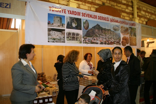 Türkiye Yardım Sevenler Derneği Şebinkarahisar Şubesi 2010 galerisi resim 41