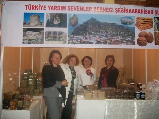 Türkiye Yardım Sevenler Derneği Şebinkarahisar Şubesi 2010 galerisi resim 8