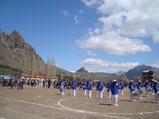 23 Nisan Ulusal Egemenlik Ve Çocuk Bayramı Törenleri 2010 galerisi resim 78