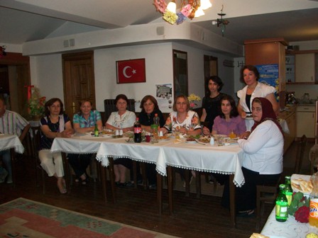 Türkiye Yardımsevenler  Derneği Şebinkarahisar Şubesinde İftar Yemeği galerisi resim 5