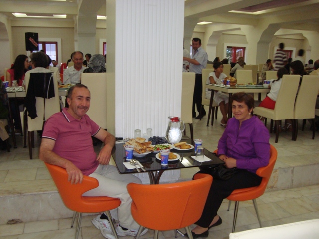 Türkiye Yardım Sevenler Derneği Şebinkarahisar Şubesinden iftar yemeği galerisi resim 18