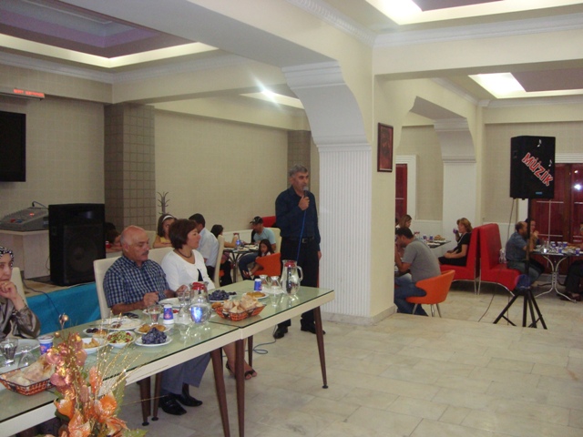 Türkiye Yardım Sevenler Derneği Şebinkarahisar Şubesinden iftar yemeği galerisi resim 29