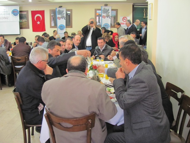 Şebinkarahisarlılar Yardımlaşma Derneği 1.Divan Toplantısı galerisi resim 8