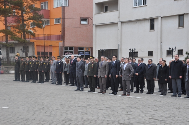 İlçemizde 18 Mart Şehitleri Anma Töreni Düzenlendi galerisi resim 4