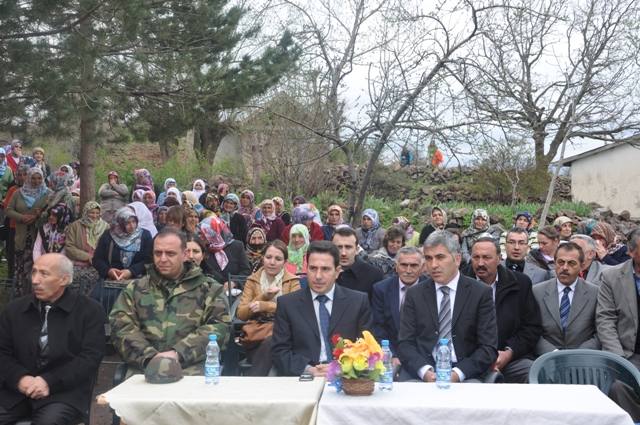 ÇAĞLAYAN KÖYÜNDE SERGİ AÇILIŞI YAPILDI galerisi resim 2