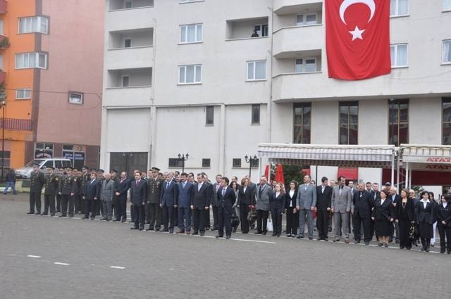 23 NİSAN ULUSAL EGEMENLİK VE ÇOCUK BAYRAMI COŞKUYLA KUTLANDI galerisi resim 3