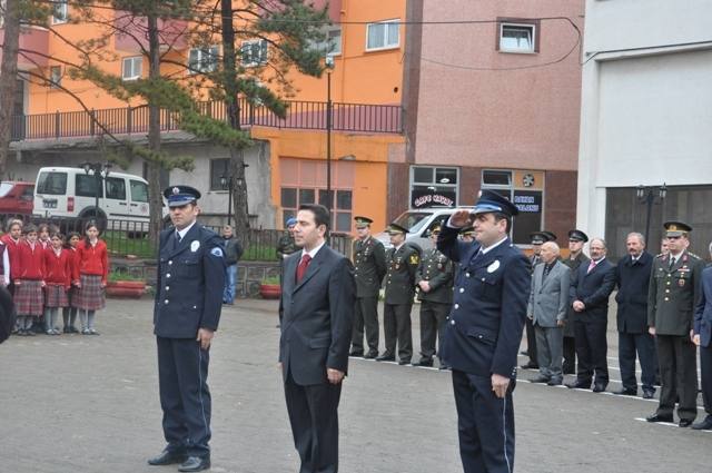 23 NİSAN ULUSAL EGEMENLİK VE ÇOCUK BAYRAMI COŞKUYLA KUTLANDI galerisi resim 5