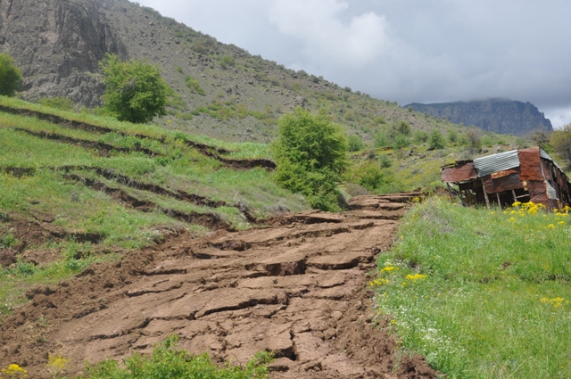 Tamzara Yolu Heyelan Görüntüleri - 2011 galerisi resim 12