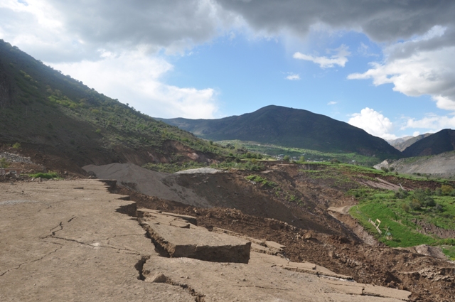 Tamzara Yolu Heyelan Görüntüleri - 2011 galerisi resim 17