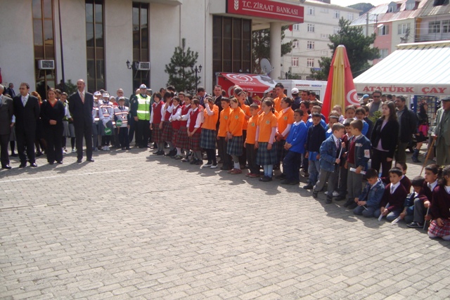 TRAFİK HAFTASI KUTLANDI galerisi resim 1