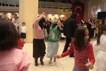 ANNELER GÜNÜ ŞENLİĞİ galerisi resim 6