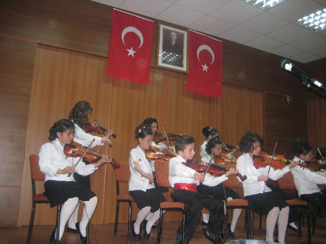 HALK EĞİTİM MERKEZİ MÜZİK DİNLETİSİ galerisi resim 3