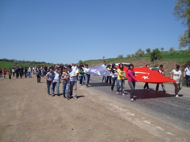 16 MAYIS 2009 GENÇLİK YÜRÜYÜŞÜ galerisi resim 3