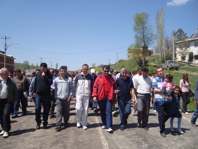 16 MAYIS 2009 GENÇLİK YÜRÜYÜŞÜ galerisi resim 6