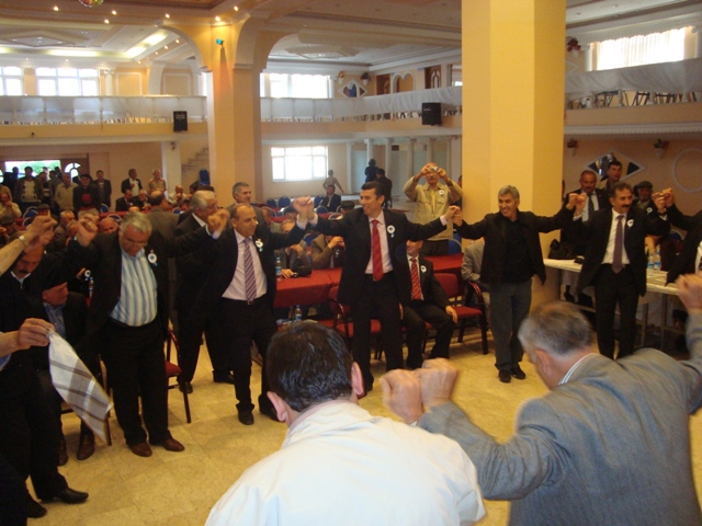 YARDIMLAŞMA DERNEĞİ 4. DİVAN TOPLANTISI galerisi resim 4