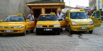 Çamoluk'a Taksi Durağı Açıldı
