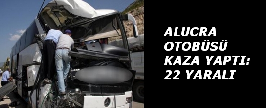 Alucra Otobüsü Kaza Yaptı: 22 Yaralı