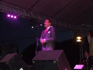 FESTİVALDE SAHNEYE MUSTAFA KÜÇÜK ÇIKINCA AKAN SULAR DURDU