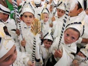 Suşehri Belediyesi 60 Çocuğu Sünnet Ettirdi