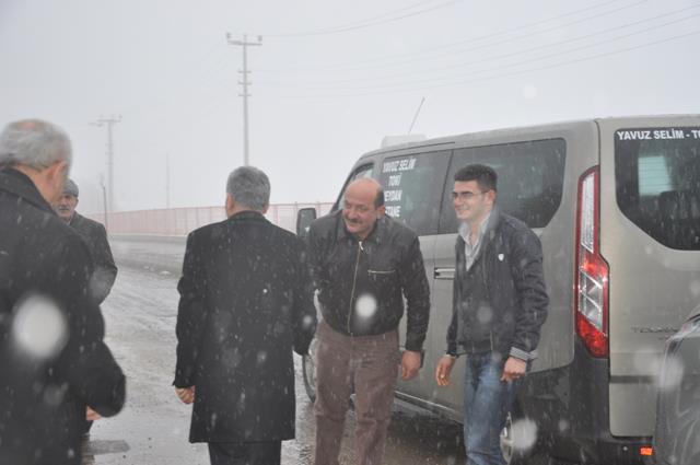 BAŞKAN YILANCI'DAN HASTANE DOLMUŞLARINA HAYIRLI OLSUN ZİYARETİ