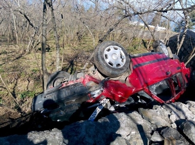 Eynesil'de Trafik Kazası: 3 Yaralı
